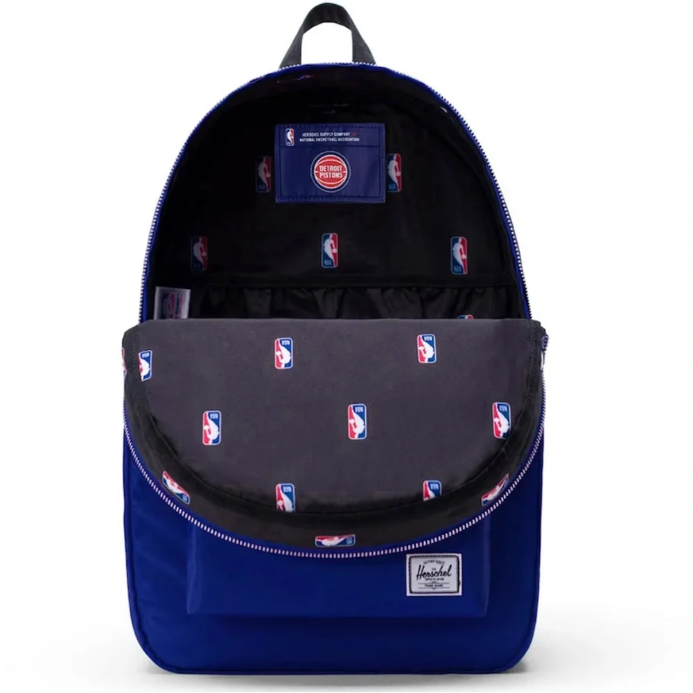 NWT Officially Licensed New York Knicks Herschel Supply Co. Backpack